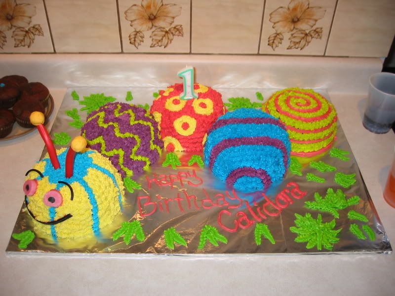 caterpillar cakes for kids. I made a Caterpillar cake.