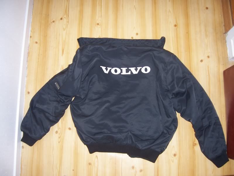 volvojakke001.jpg