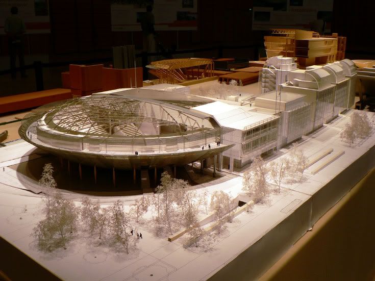 http://i81.photobucket.com/albums/j208/renarddesvolumes/citeinternationale/forum4_maquettes02.jpg