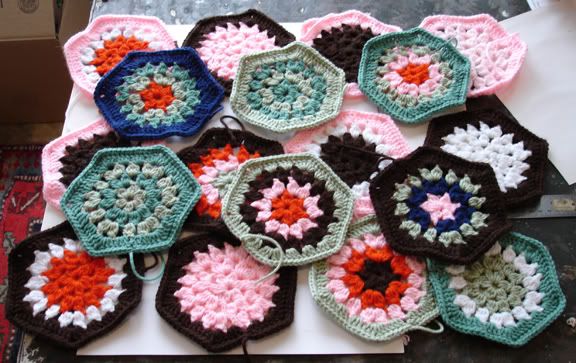 Using Scrap Yarn - Granny Square Afghan Part 1 | Crochet Blog,Free