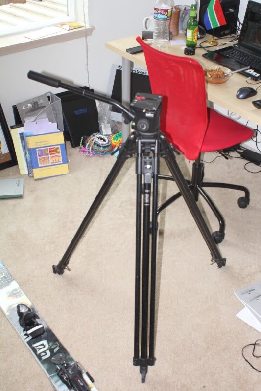 tripod.jpg