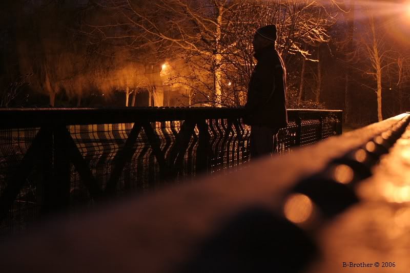 IMAGE: http://i81.photobucket.com/albums/j212/B-Brother/darkbridge-B-Brother.jpg