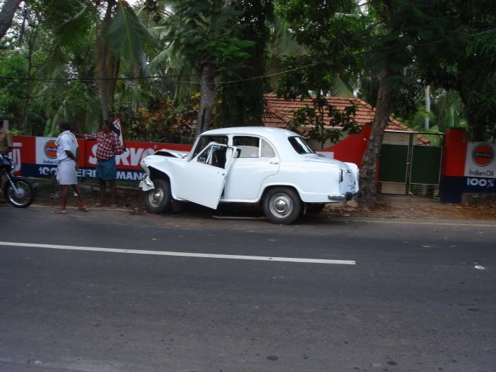 Road+accident+pictures+in+kerala