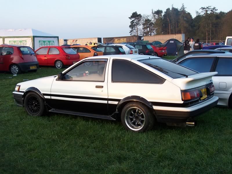 [Image: AEU86 AE86 - Donny 07, a couple of corollas :)]