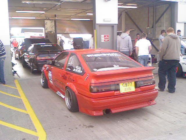 [Image: AEU86 AE86 - Donny 07, a couple of corollas :)]