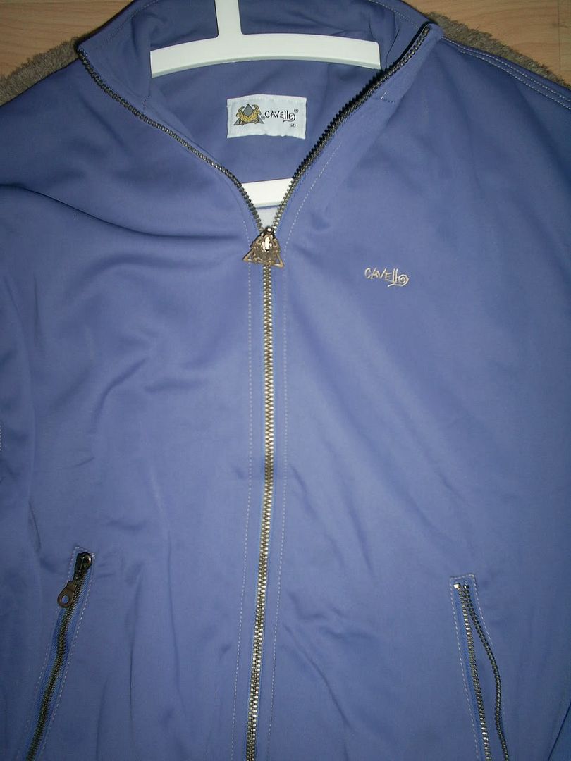 [img width=480 height=640]http://i81.photobucket.com/albums/j230/stylizzimo/S5022519.jpg[/img]