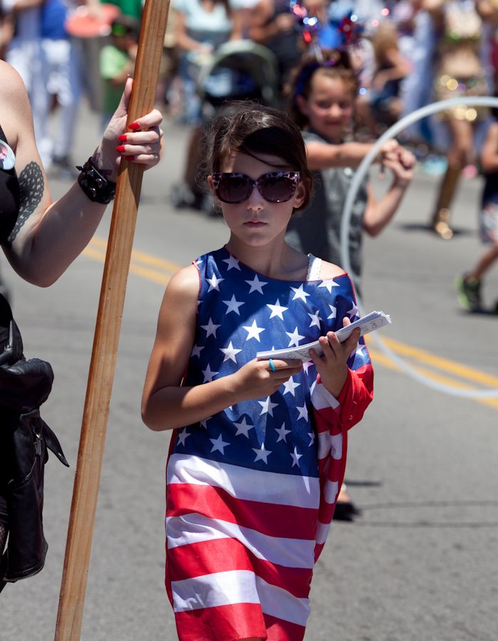 northsideparade-21_zps6b7a6b95.jpg