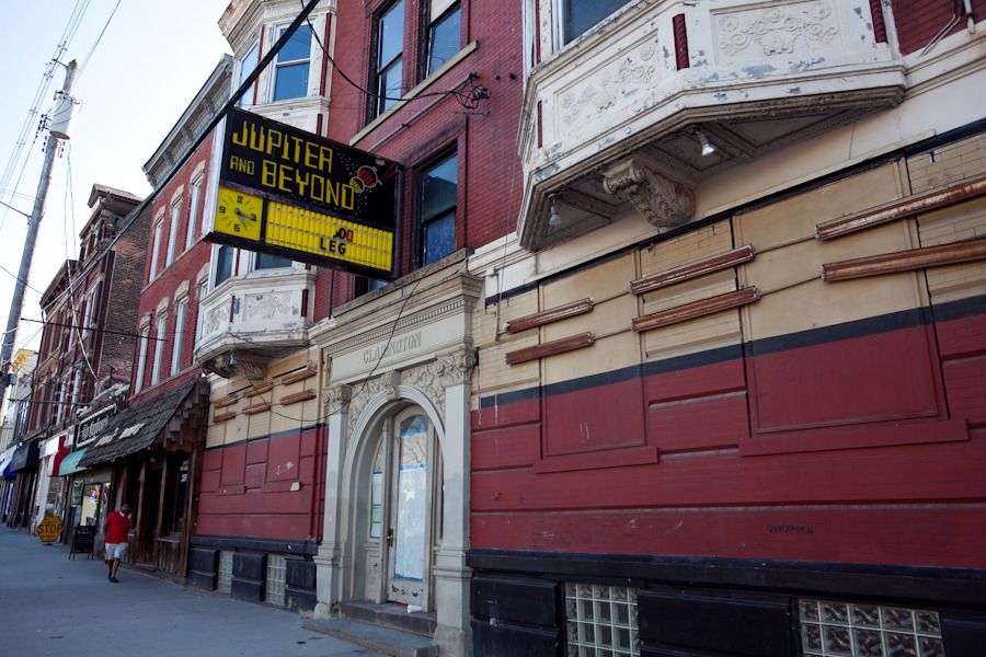 uptown-3945_zpsasbgtfwa.jpg