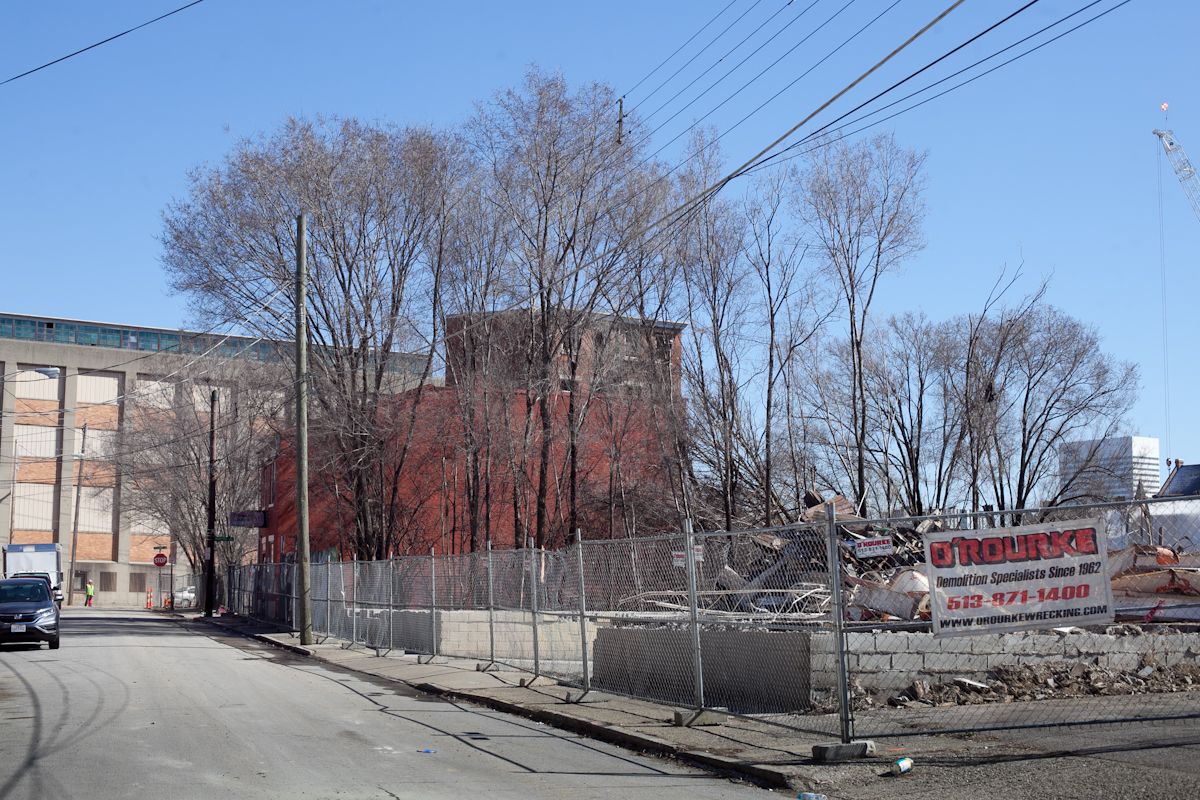 cincinnati-3822_zpskrixclhz.jpg